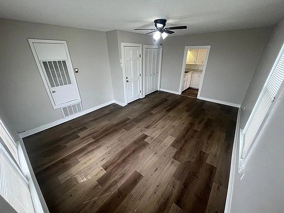 2nd image of 1020 Kavanaugh Blvd #D
