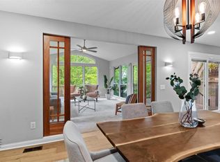 1040 Pinecone Trl, Florissant, MO 63031
