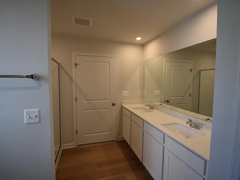 335 Horse Path Dr — Photo 23