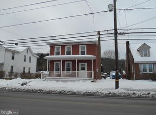 89 N Tulpehocken St, Pine Grove, PA 17963