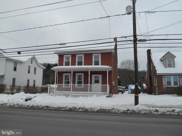 89 N Tulpehocken St, Pine Grove, PA 17963