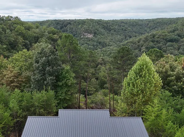 975 Wildcat Ridge Ln, Rogers, KY 41365