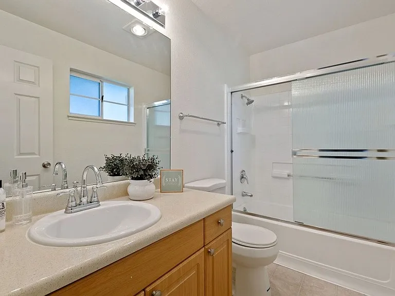PORTOLA MEADOWS — Photo 34