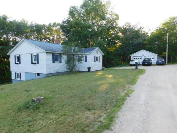 74 Norton Road, Dixfield, ME 04224
