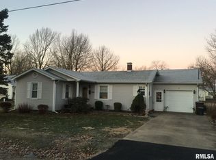 1225 N Lincoln Ave, Taylorville, IL