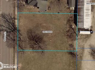 202 N Western St, Lake Mills, IA 50450