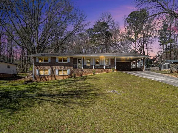 441 Navarre Dr, Stone Mountain, GA 30087