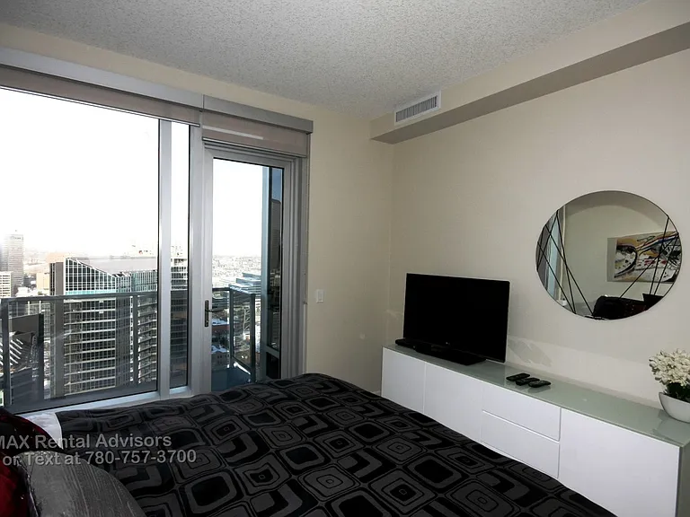 211 13th Ave SE #2905 — Photo 14