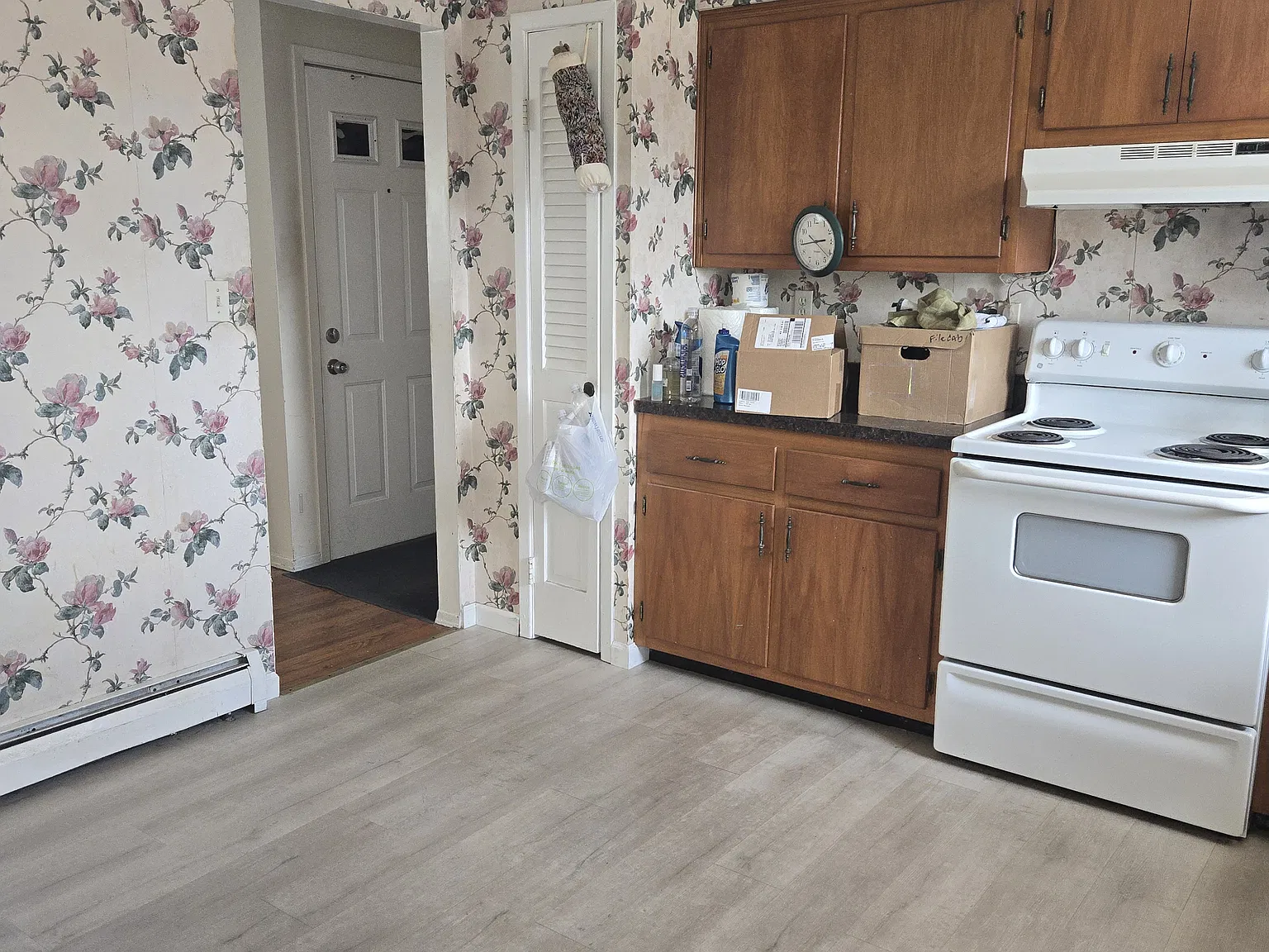 Arch Ave, Farmingdale — Photo 4