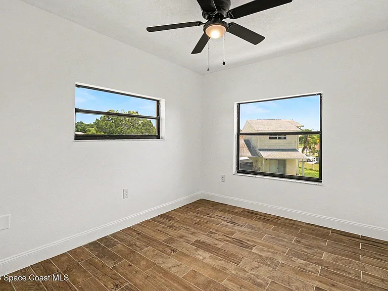 2177 Stewart Rd — Photo 12