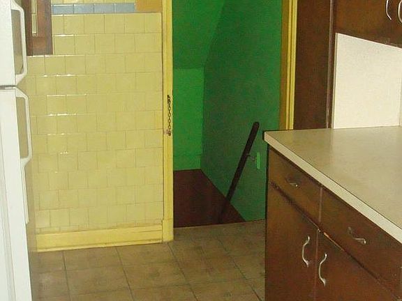 5th image of 3312 Ludgate Rd