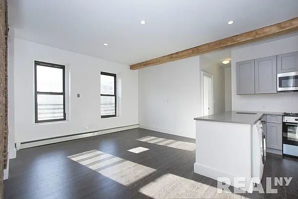 Rented by REAL New York | media 54