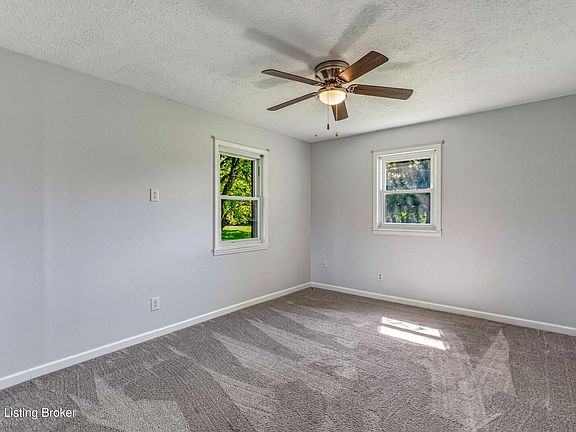4th image of 724 Santa Fe Trl