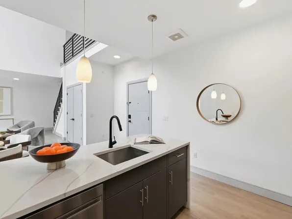 Doma, 1435 10th St APT 207, Fort Lee, NJ 07024
