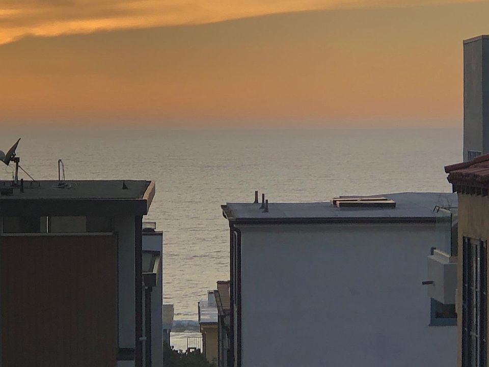 1st image of 225 Marine Pl #B