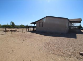 3604 N Hassayampa Rd, Golden Valley, AZ 86413
