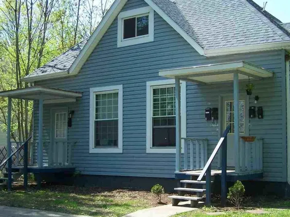 812 N 11th St #B, Terre Haute, IN 47807