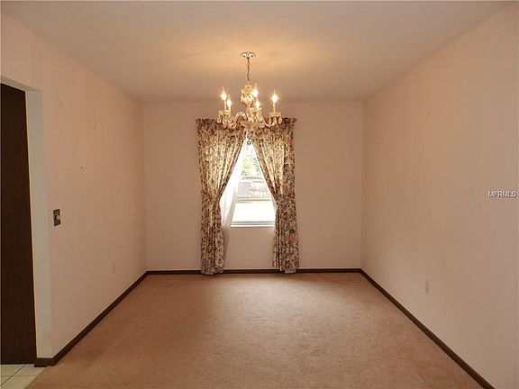 5th image of 1103 Crescent Pkwy