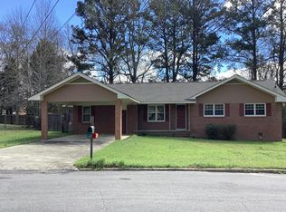 1207 S 13th Ave, Lanett, AL