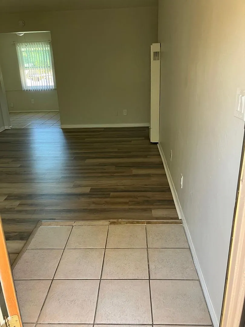 7469 Magnolia Ave. — Photo 4