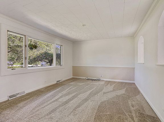 4th image of 8501 Paloma Dr