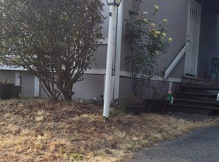 7701 Hardeson Rd, Everett, WA 98203