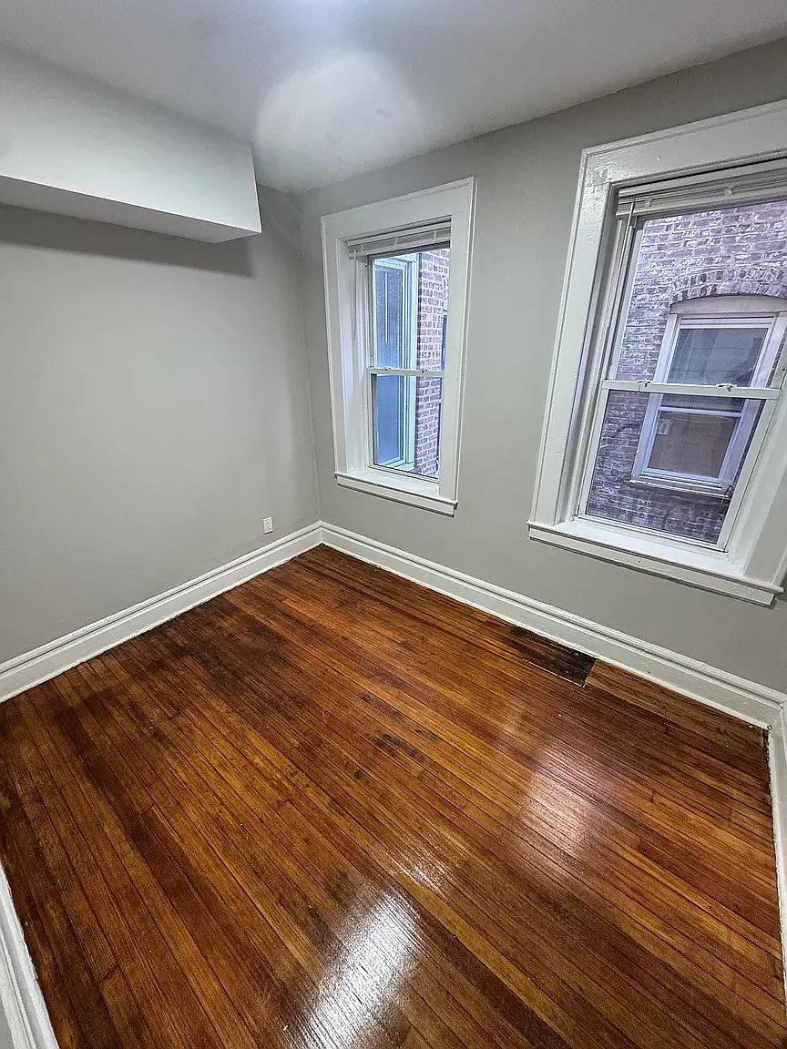 3 bed, $2,000 — Photo 4
