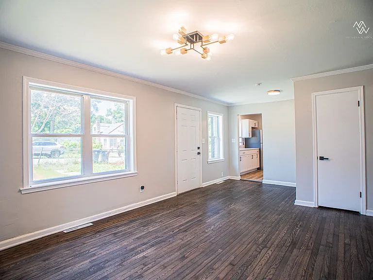 8321 Olive St — Photo 6