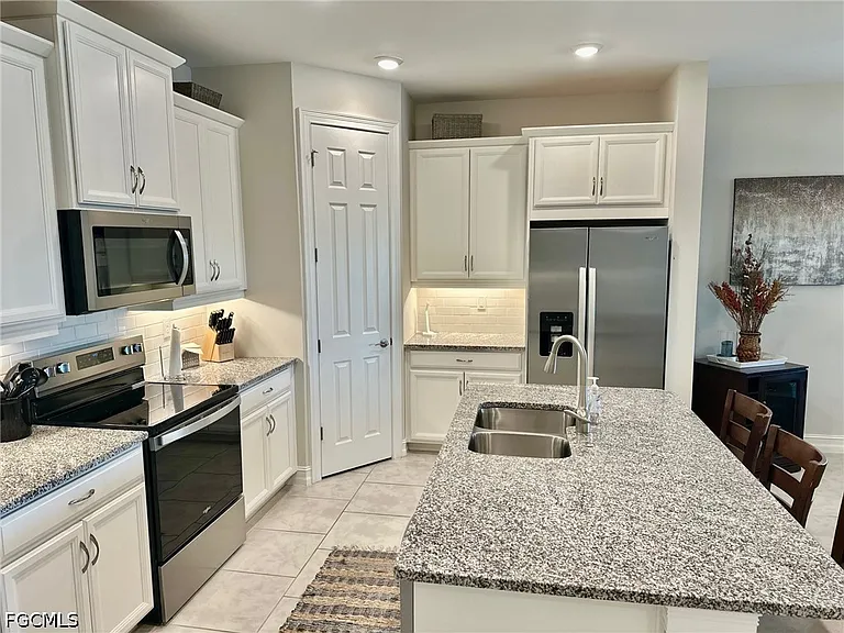 3944 Crosswater Dr — Photo 12