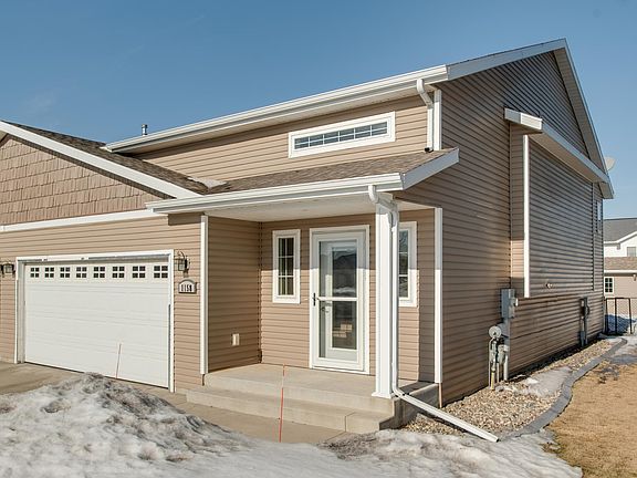 3rd image of 1158 44th Ave W