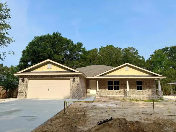 5721 Lofty Pines Dr, Milton, FL 32570