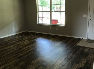 206 E Orr St, Chouteau, OK 74337