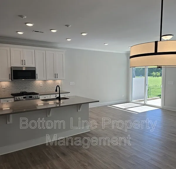 111 Viburnum Rd — Photo 13