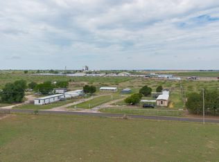674 S Roosevelt Rd S #T, Portales, NM 88130