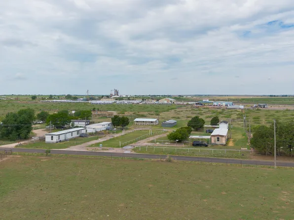 674 S Roosevelt Rd S #T, Portales, NM 88130