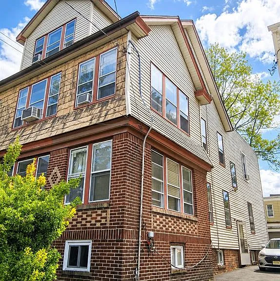 19 Bayview Ave — Photo 19