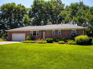 2532 Barbara Ct, Wadesville, IN 47638