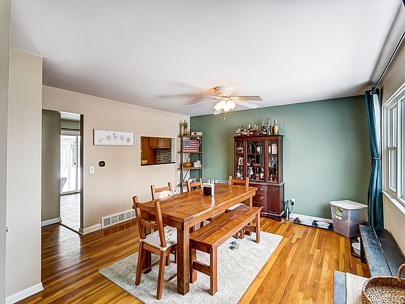 5th image of 769 Brookdale Dr