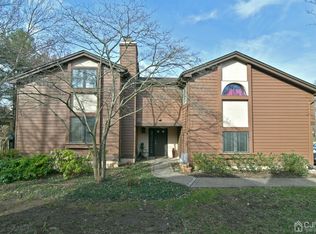 346 Sayre Dr, Princeton, NJ 08540