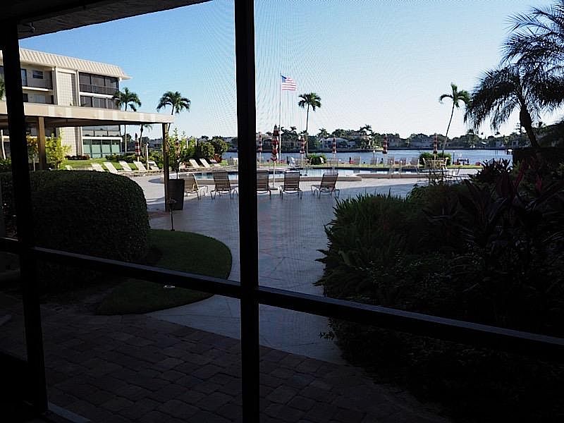 1st image of 3200 Gulf Shore Blvd N