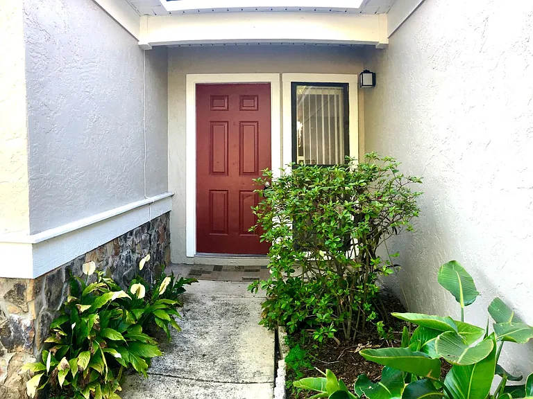 1012 Pearson Dr — Photo 9