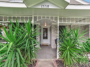 15718 Firthridge Ct, Webster, TX 77598