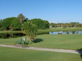 7680 SE Shenandoah Dr, Hobe Sound, FL 33455