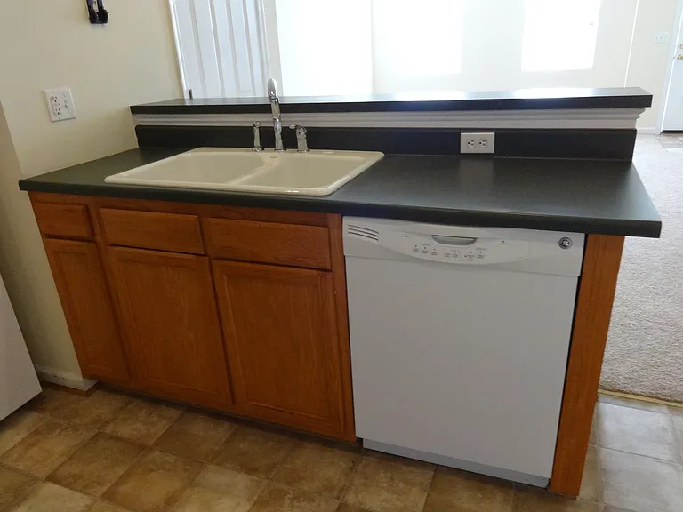 1719 Webland Park — Photo 3