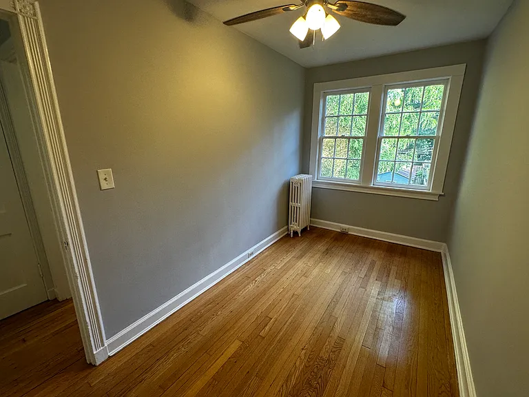 4414 Reservoir Rd NW — Photo 33