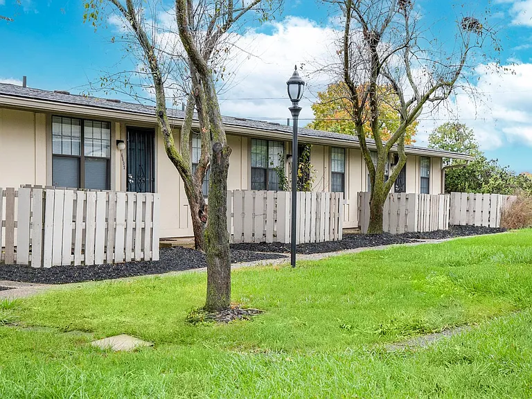 Independence Village, Reynoldsburg, OH — Photo 45