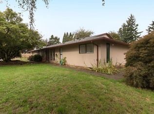 1320 Otter Ln, Oregon City, OR 97045