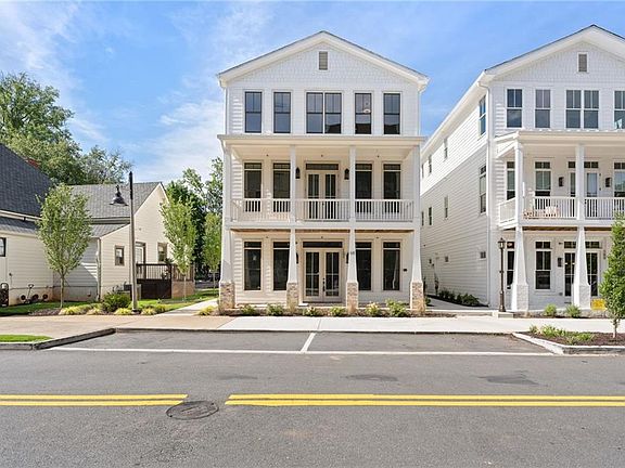 4th image of 68 Linton St