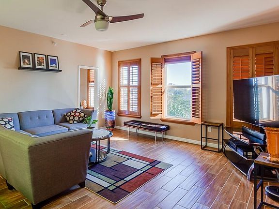 4th image of 205 5th Ave N APT 402