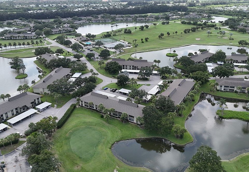 1st image of 44 Plantation Dr APT 101